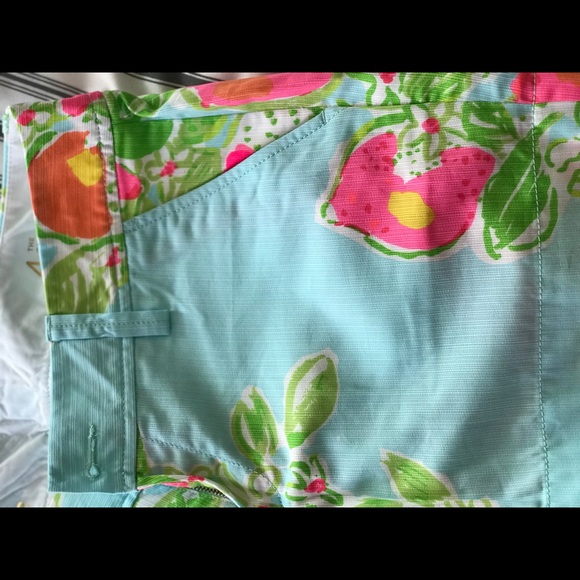 Lily Pulitzer Shorts - Size 4 - Picture 2 of 5